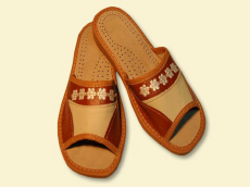 alueelliset tossut tuotteet ortopediset kengät aitoa nahkaa Puola