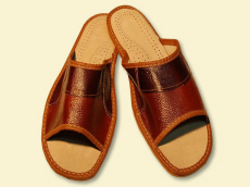 alueelliset tossut tuotteet ortopediset kengät aitoa nahkaa Puola