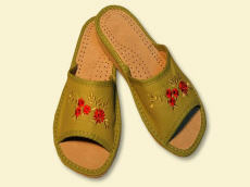 alueelliset tossut tuotteet ortopediset kengät aitoa nahkaa Puola