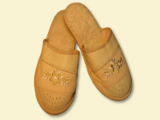 alueelliset tossut tuotteet ortopediset kengät aitoa nahkaa Puola